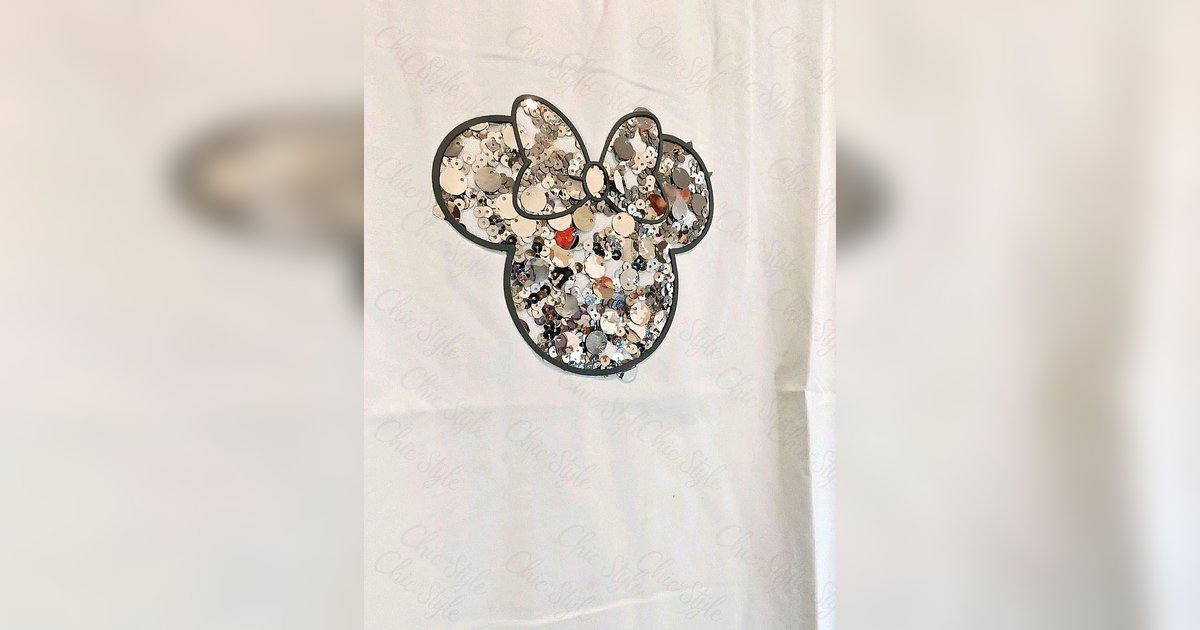 Glitzer Shirt mit Minnie Maus | Chic in Style