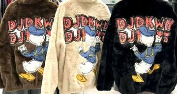 Damen Plüschjacke in 3 Farben mit Donald Print – Damenmode Live Shopping